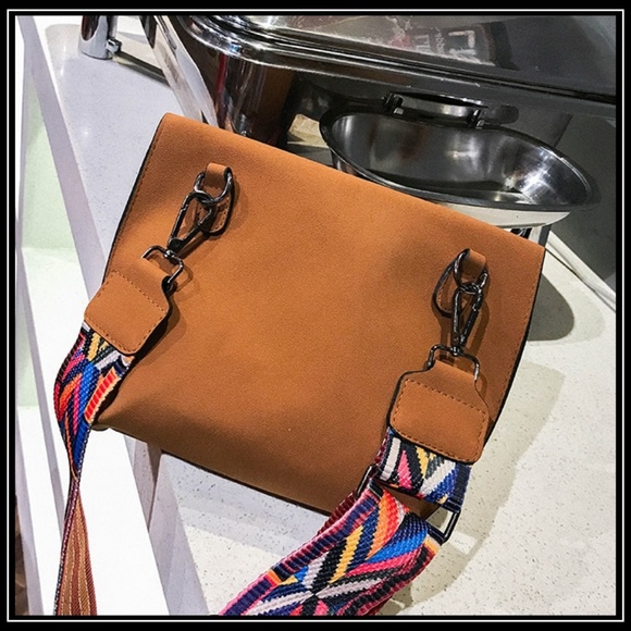 NEW FLORENCE Tassel Bag - Picture 5 of 8